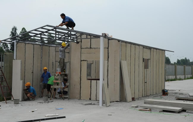 輕質(zhì)隔墻板在農(nóng)村搭建別墅