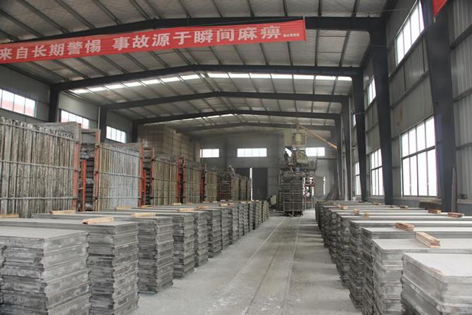 湖北輕質(zhì)隔墻板價格，湖北輕質(zhì)隔墻板，武漢隔墻板價格，武漢輕質(zhì)隔墻板設(shè)備，湖北輕質(zhì)隔墻
